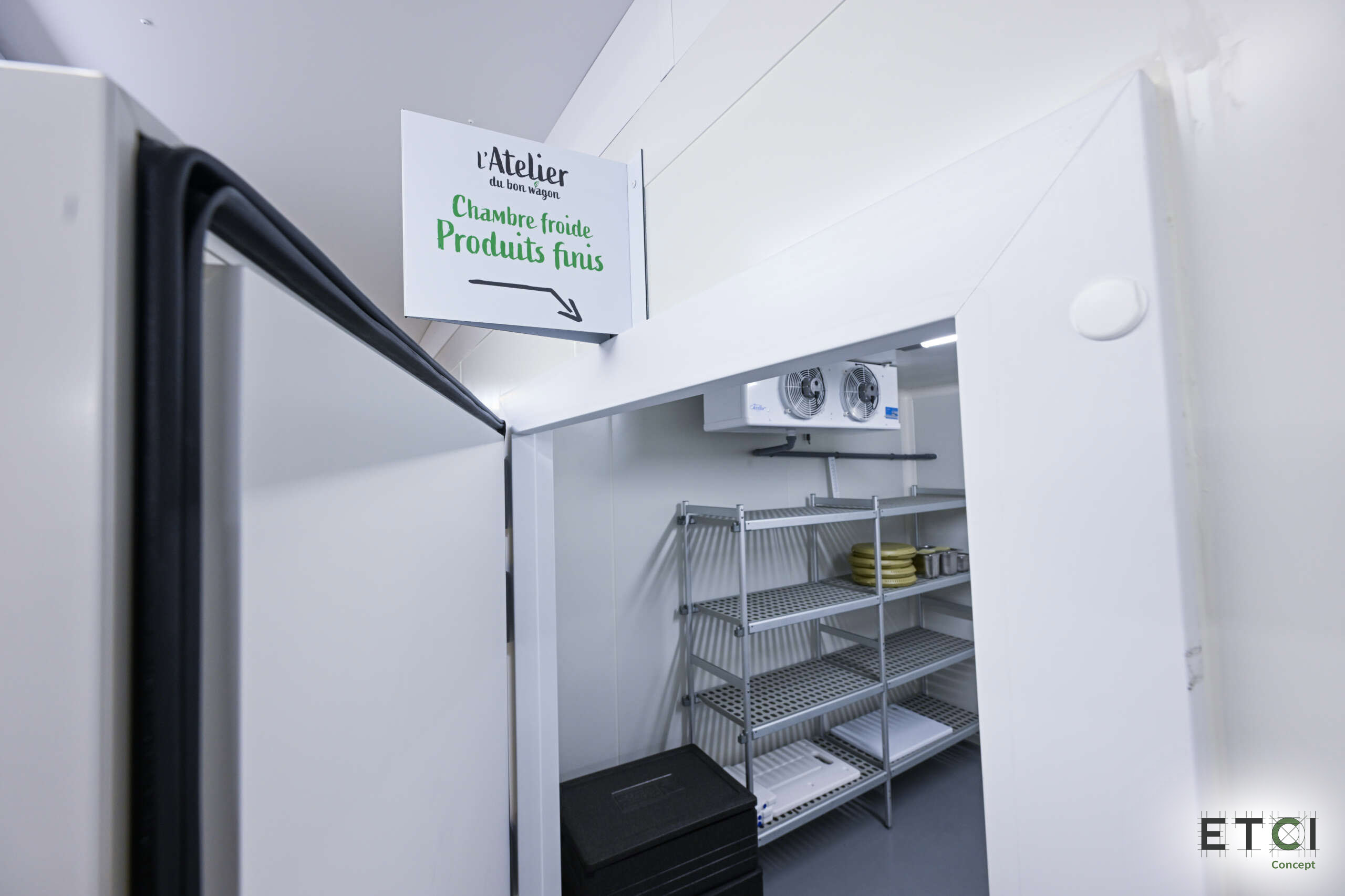 Cuisine professionnelle en inox conçue par ETCI Concept